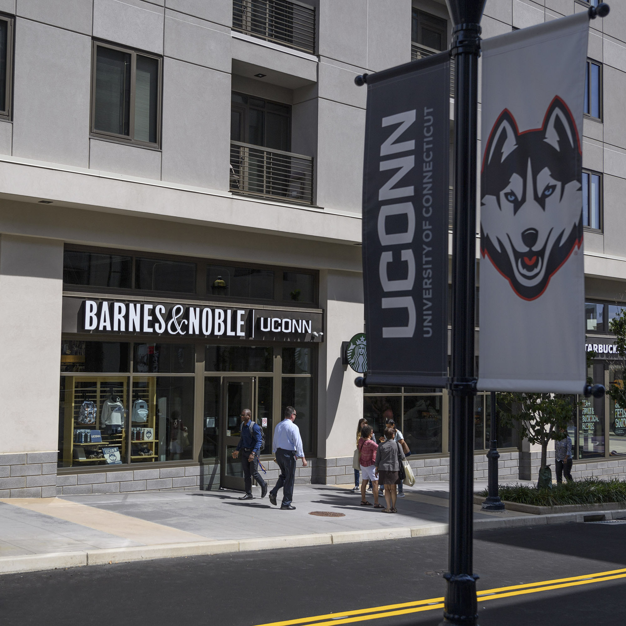 Barnes & Noble UConn Hartford Bookstore ⋆ Hartford Has It