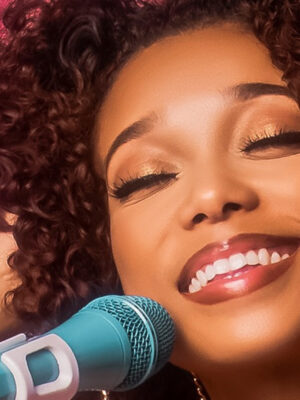 The Living Room at Theaterworks: Holiday Edition